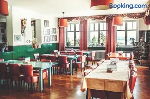 Retro hotel Pod Zvičinou - Image 3