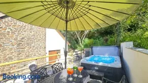 CROYDE THATCHERS HIDEAWAY 2 Bedrooms - Image 4
