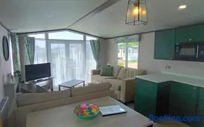 Boulevard Escape, Seal Bay Retreat - Image 3