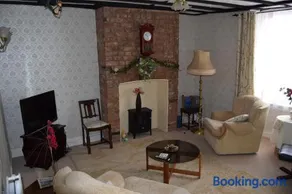 Little Mermaid Cottage - Image 4