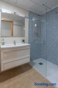 Nuevo apartamento en playa con aire acondicionado MASBO 3 - Image 2