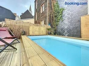 Piscine, Sauna & Balnéo au cœur de Rouen - Image 1