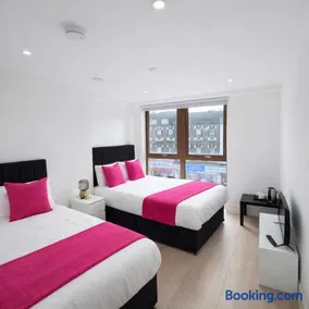 Boleyn Apartment in London - Image 5