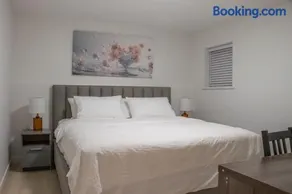 4615 Inverness Street Vancouver, King And Queen sizes 2 Bedrooms Suite with Private Entry - Image 1