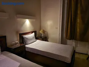 Regency inn - Image 1
