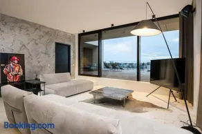 Pärnu Luxury Penthouse - Image 2