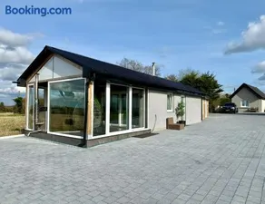 Deluxe Studio with Sauna and Jacuzzi - Adults only - Image 2