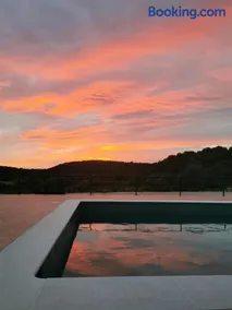 Casa Clarita hasta 21 personas, piscina a 40 min de Madrid y aeropuerto - Image 3