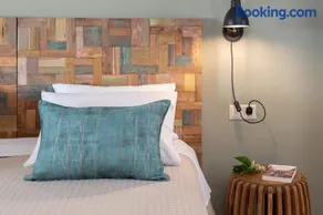 Seashell Luxury Residence - Image 3