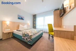 Ammi Hotel Garni - Image 2
