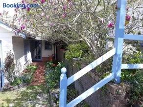 Magnolia Cottage- wineries, main street, station - Image 1
