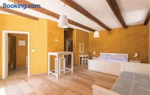 Nine-Bedroom Holiday Home In Bokordici - Image 3
