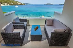 Žal Beach Apartments - Image 1