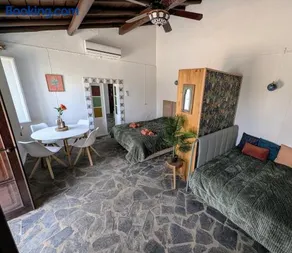 Casa da Ponte Quiet Bed and Breakfast in Alentejo Wine Region - Image 2