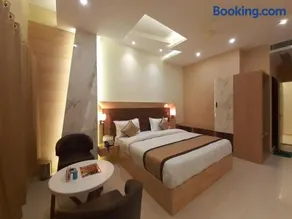 Hotel Bharat - Image 2