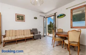 2 Bedroom Cozy Home In Josinovac - Image 3