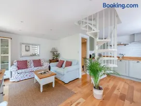 Candlewick Cottage - Image 3