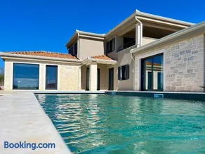 Villa Vinova Loza - Image 1