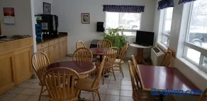 Travel-Inn Resort & Campground - Image 2