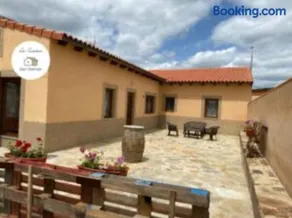 La Casina en San Román de la Vega - Image 1