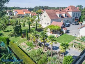 Gîte confortable avec piscine partagée à Hauterives - Image 1