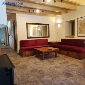AROANIA suites - Image 1
