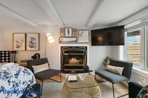 Private Oceanfront Suite Hot Tub & Fireplace - Image 5