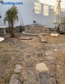 Olive House - Image 2