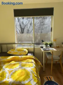Canberra Stay Near ANU With Free Parking - Image 2