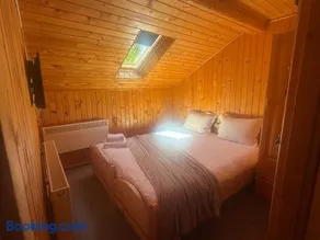Viscri Trophy Cabin - Image 5