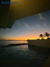 Narval Bayfront Getaway - Image 1