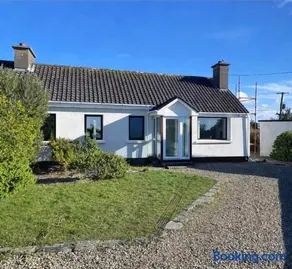 Seaside Cottage in Spanish Point - Image 2