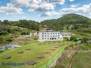 Namhae Camp Village - Image 4