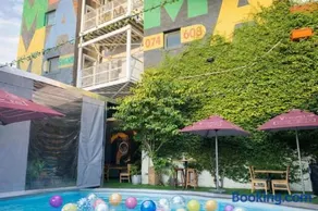 Modern suite at Maboneng with Wi-Fi & SmartTV - Image 2