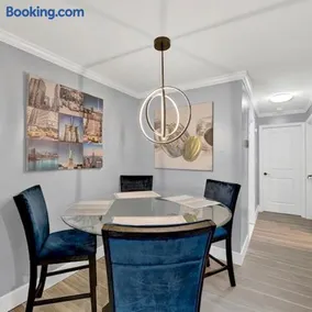 The Cozy Beach Getaway In Edgemere Community - Image 3