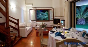 Muses Villas Resort - Image 5
