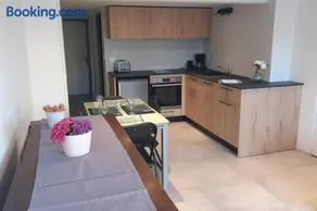 Logement entier 4 personnes Villefranche sur Saone - Image 2