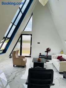 The A-Frame house - Image 5
