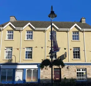 Paddy Mac's Self Catering Holiday Bar - Image 1