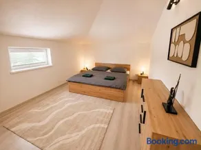 Vrátnica II by Cañas Apartments - free private parking spaces - Image 4