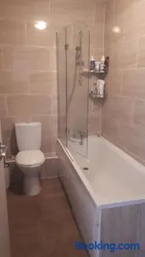 Charming double room with private bathroom - Image 5