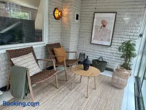 Little Pinecone Lodge a Cozy Forest Retreat - Image 3