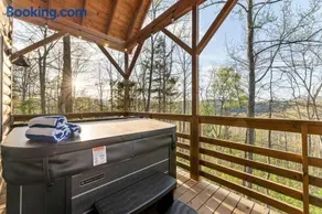 Nature Retreat Near Buffalo River with Hot Tub - Image 1