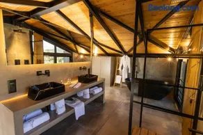 Spa Villas Nafpaktos - Image 3