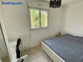 Appartement avec Loggia et Parking privé - Image 3