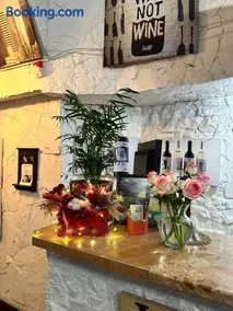 WINE & ROSE BOUTIQUE HOTEL - Image 3