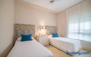 Apartamento con vistas al mar - Image 3