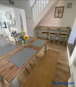 Cozy two bedroom home with historic significance - Image 2