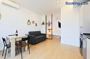 Tortuga - Entire Apt - Near Beach and Stadium by Río Turia Apartments - Image 4