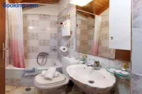 Boulevard Panorama Suites - Image 4